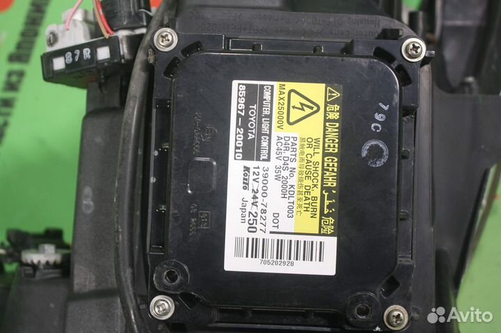 Фара toyota estima ACR50W 28187 передняя правая