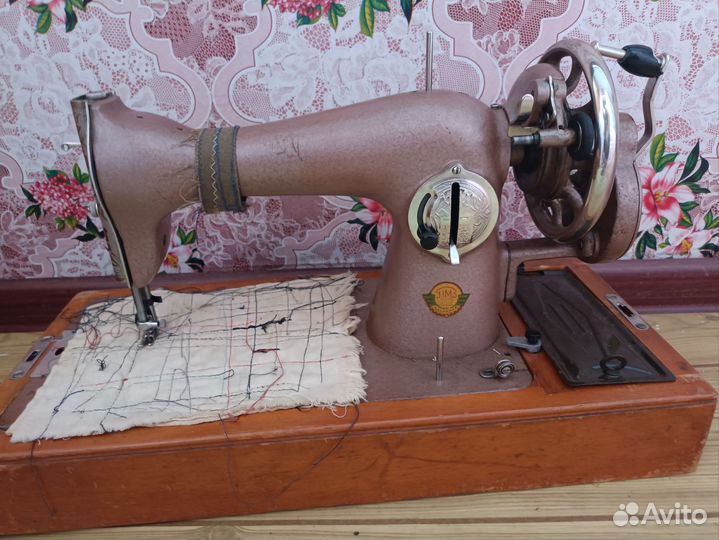 Швейная машинка ручная