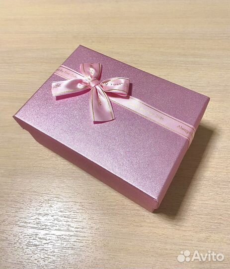 Коробка подарочная