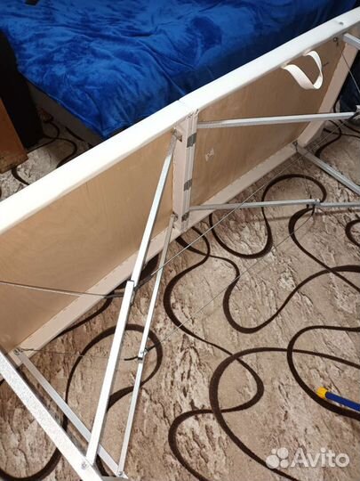 Кушетка для наращивания ресниц