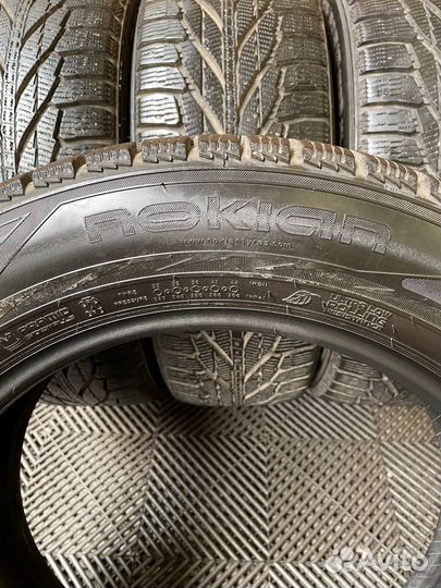 Nokian Tyres Hakkapeliitta R2 SUV 215/60 R17