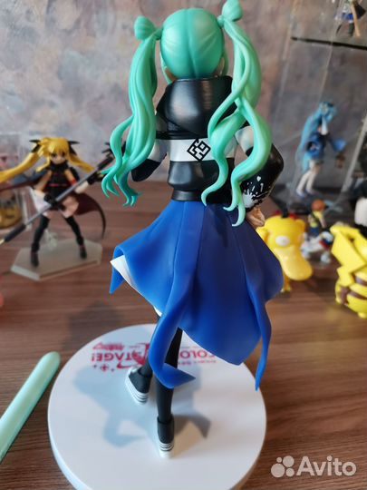 Аниме фигурка хатсуне мику вокалоид