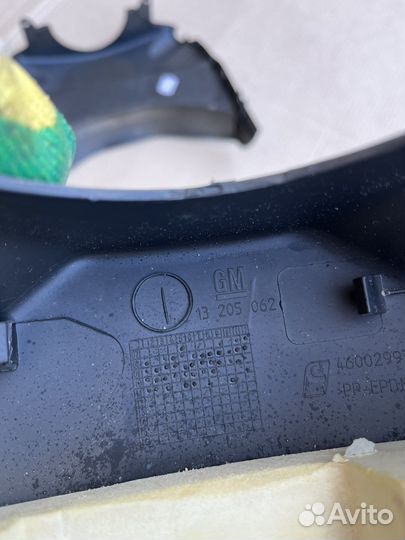 Кожух рулевой колонки opel corsa D