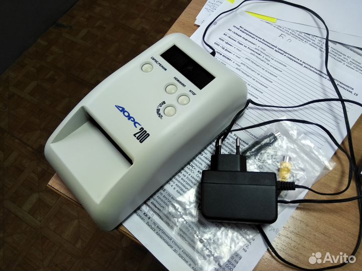 Детектор валют dors 200