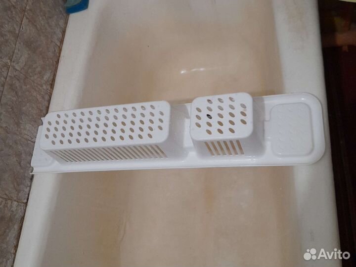 Полка на ванну