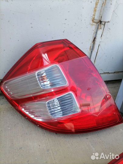 Фонари задние Honda Fit