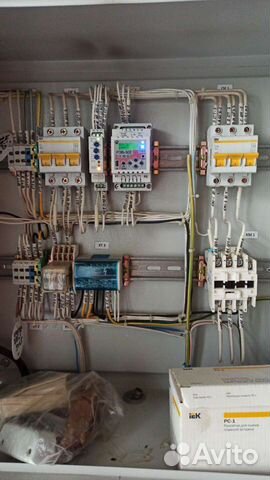 Электромонтер с опытом в строительстве