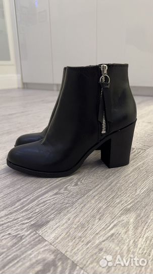 Сапоги женские демисезонные 39 размер