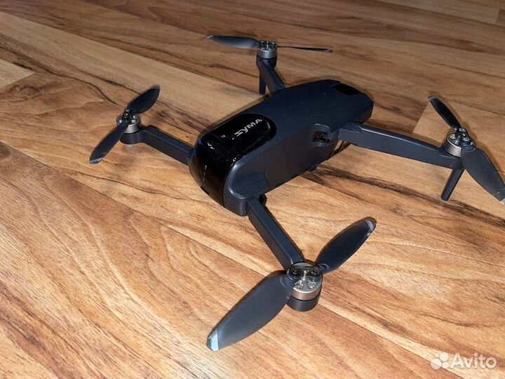 Квадрокоптер Syma W3