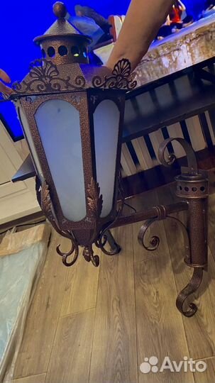 Фонарь уличный настенный