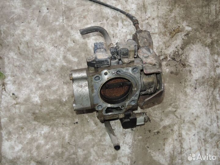 Заслонка дроссельная для Honda CR-V 2002-2006