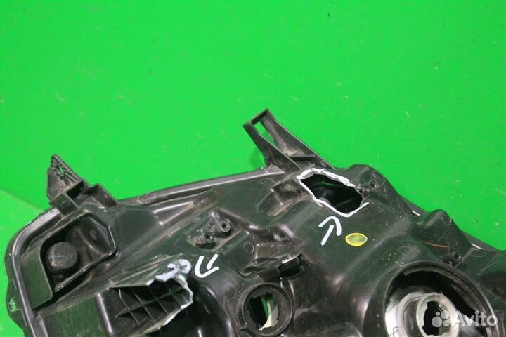 Фара правая Nissan X-Trail T32 2015