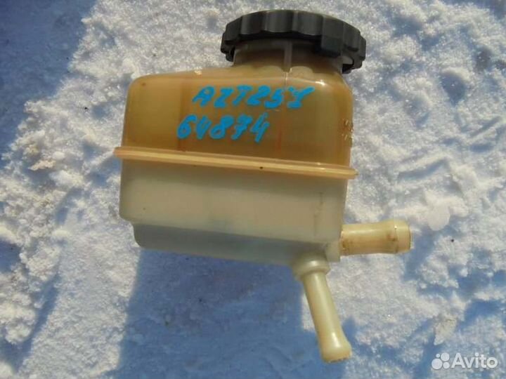 Бачок гидроусилителя Toyota Avensis AZT251 2AZ-FSE