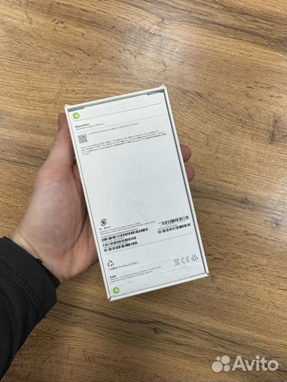 iPhone 16 Pro, 256 ГБ