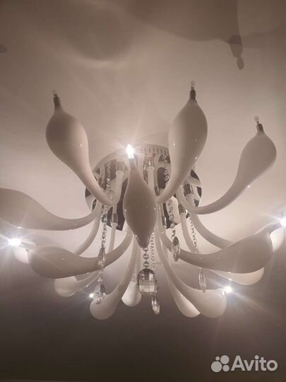 Интерьерное украшение для люстры