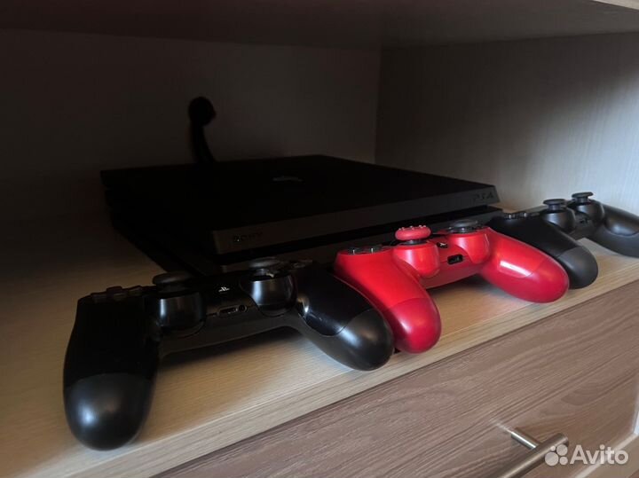 Sony playstation 4 PS4 pro