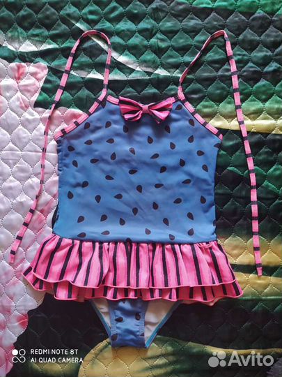 Купальник арбузик б/у на 3- 4года