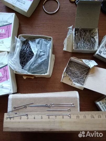 Булавки портновские, шпульки, кольца для сумок