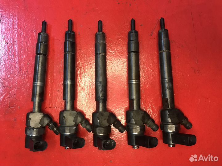 Форсунка топливная Mercedes-Benz Vito ом611