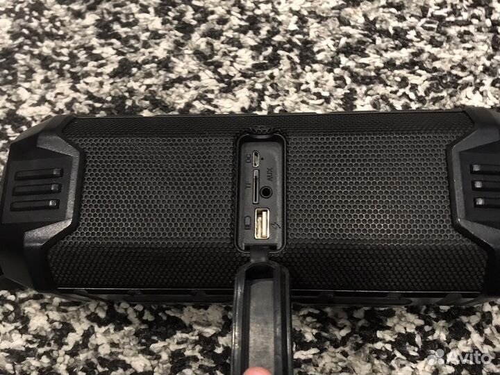 Музыкальная колонка