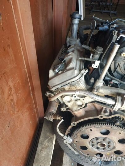 Двигатель 2UZ-FE VVT-i на Toyota Land Cruiser 200