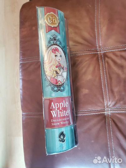 Кукла Эппл Вайт новая в коробке