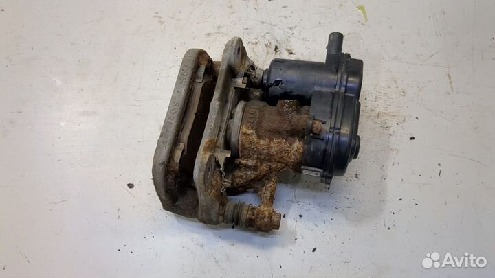 Суппорт правый задний Jeep Renegade, 2019