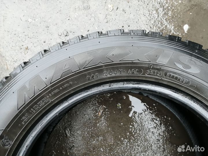 Maxxis MA-STL Presa Ice 225/60 R17 99T