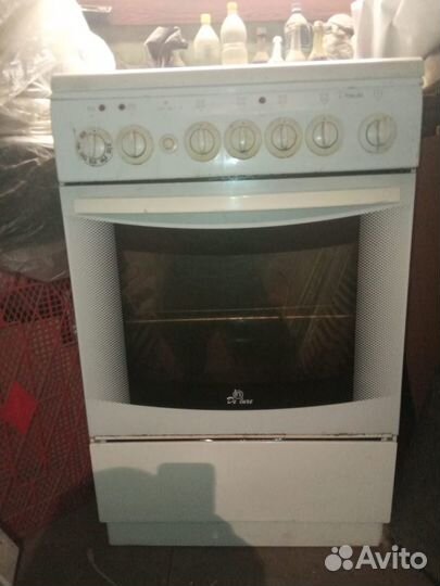 Электрическая плита с электрической духовкой