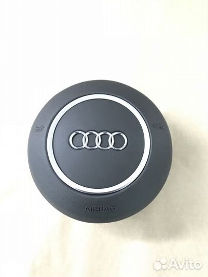 Рулевая накладка Audi A8 D3