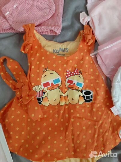 Продаю пакетом вещи на девочку