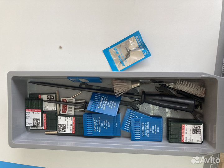 Промышленная швейная машина оверлок