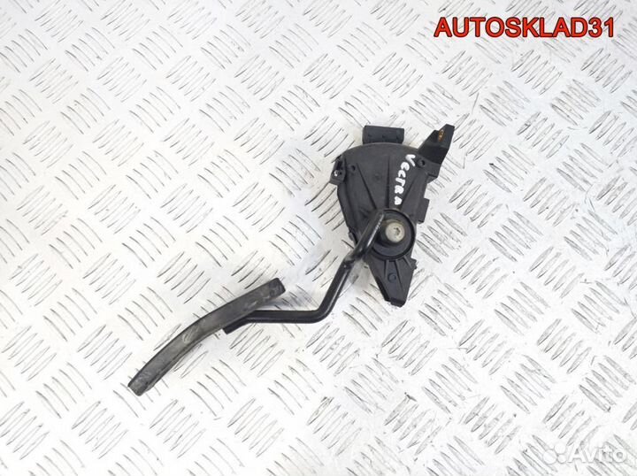 Педаль газа Opel Vectra B 1,8 X18XE1 24402358