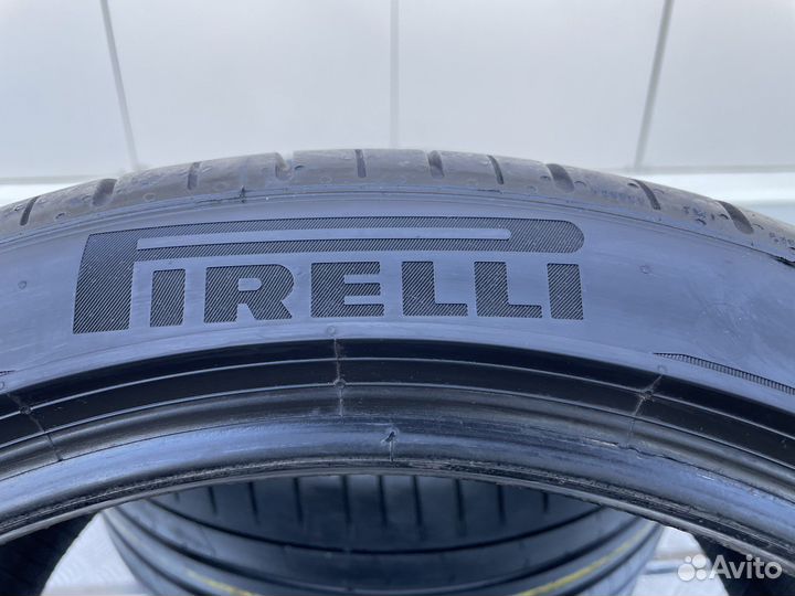 Pirelli P Zero PZ4 285/35 R20