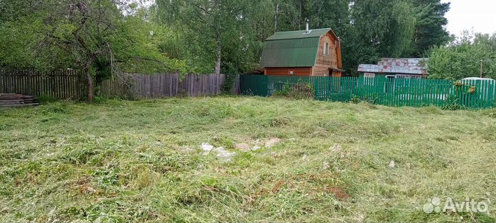 Покос травы триммером