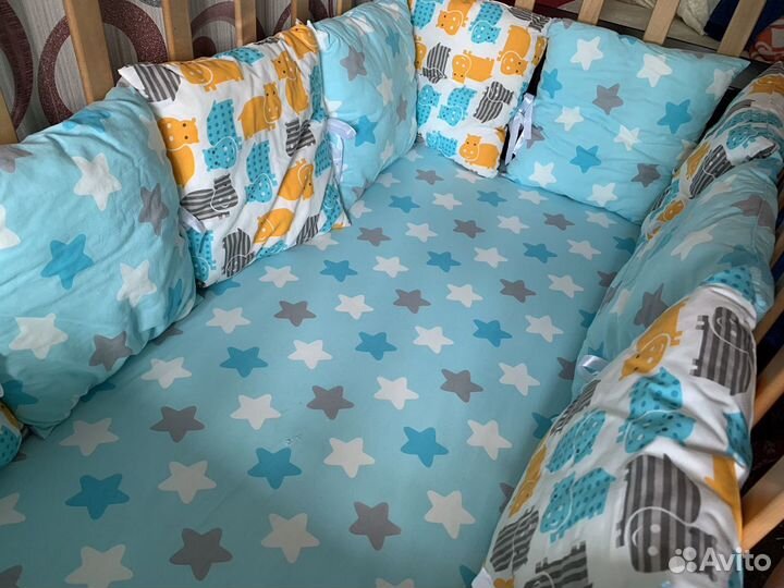 Бортики в детскую кроватку + комплект белья