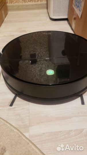 Робот пылесос