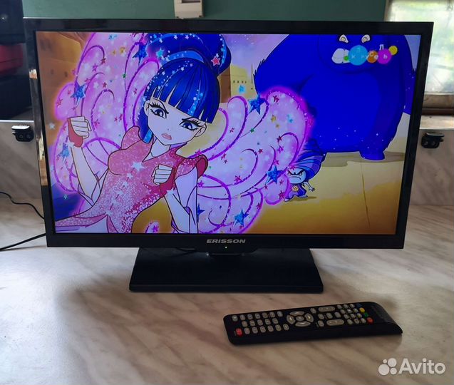 Телевизор LED 22 дюйма встроенная приставка на 20к