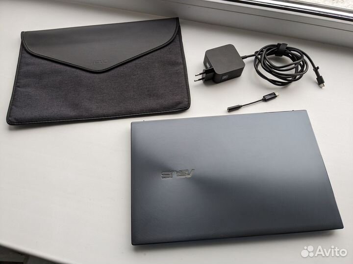 Ноутбук Asus ZenBook 14