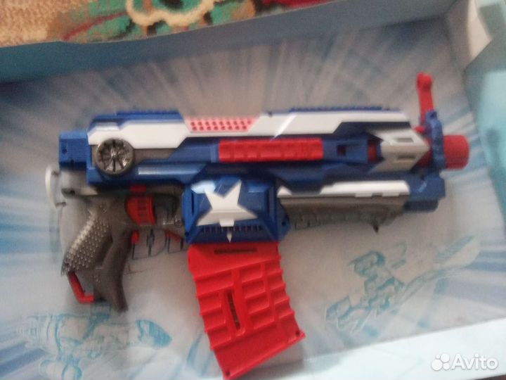 Игрушечный пистолет