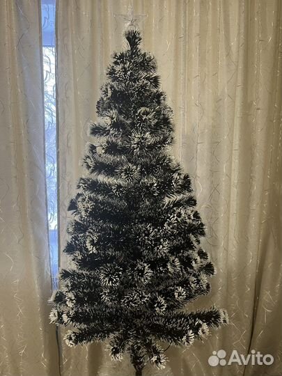 Елка искусственная