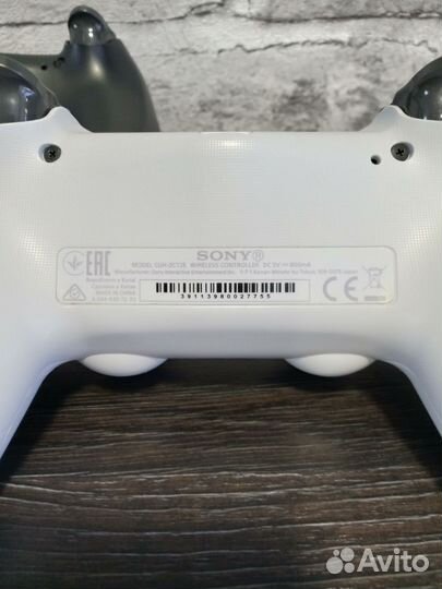 Оригинальные джойстики DualShock для Sony PS4