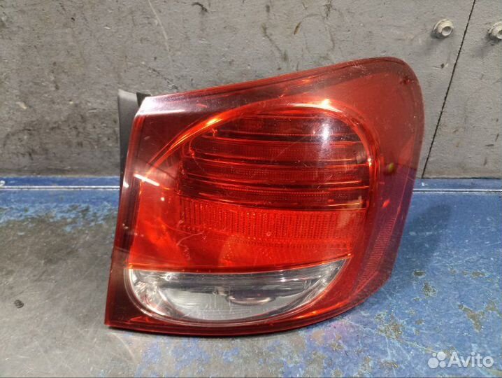 Фонарь правый Lexus Gs 3