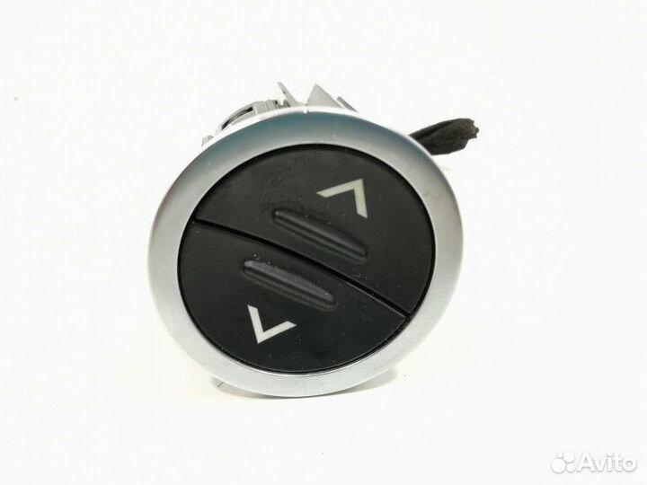 Ручка (кнопка) бардачка Land Rover Range Rover