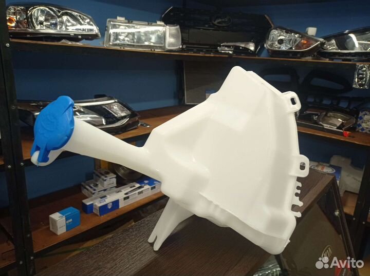 Бачок стеклоомывателя Kia Rio 3 QB 2011-2017