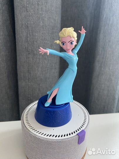 Фигурка Яндекс Алиса Эльза
