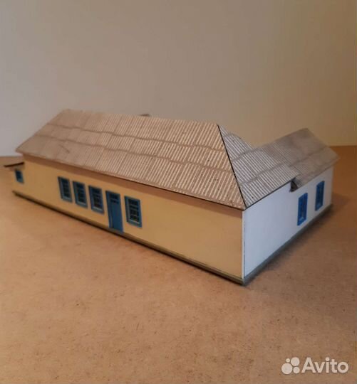 Дом для ж/д макета 1/87