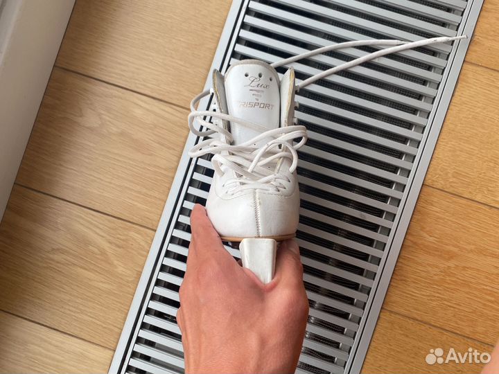 Фигурные коньки risport