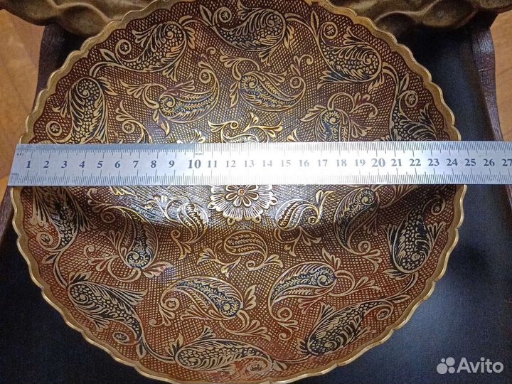 Ваза для фруктов из латуни