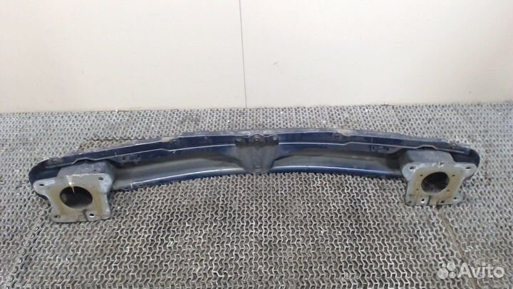 Усилитель бампера Renault Laguna 2, 2004